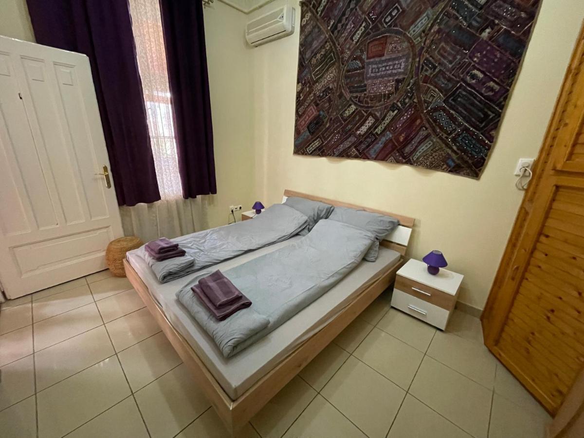 Lyrius Vendégház - Debrecen Esterno foto